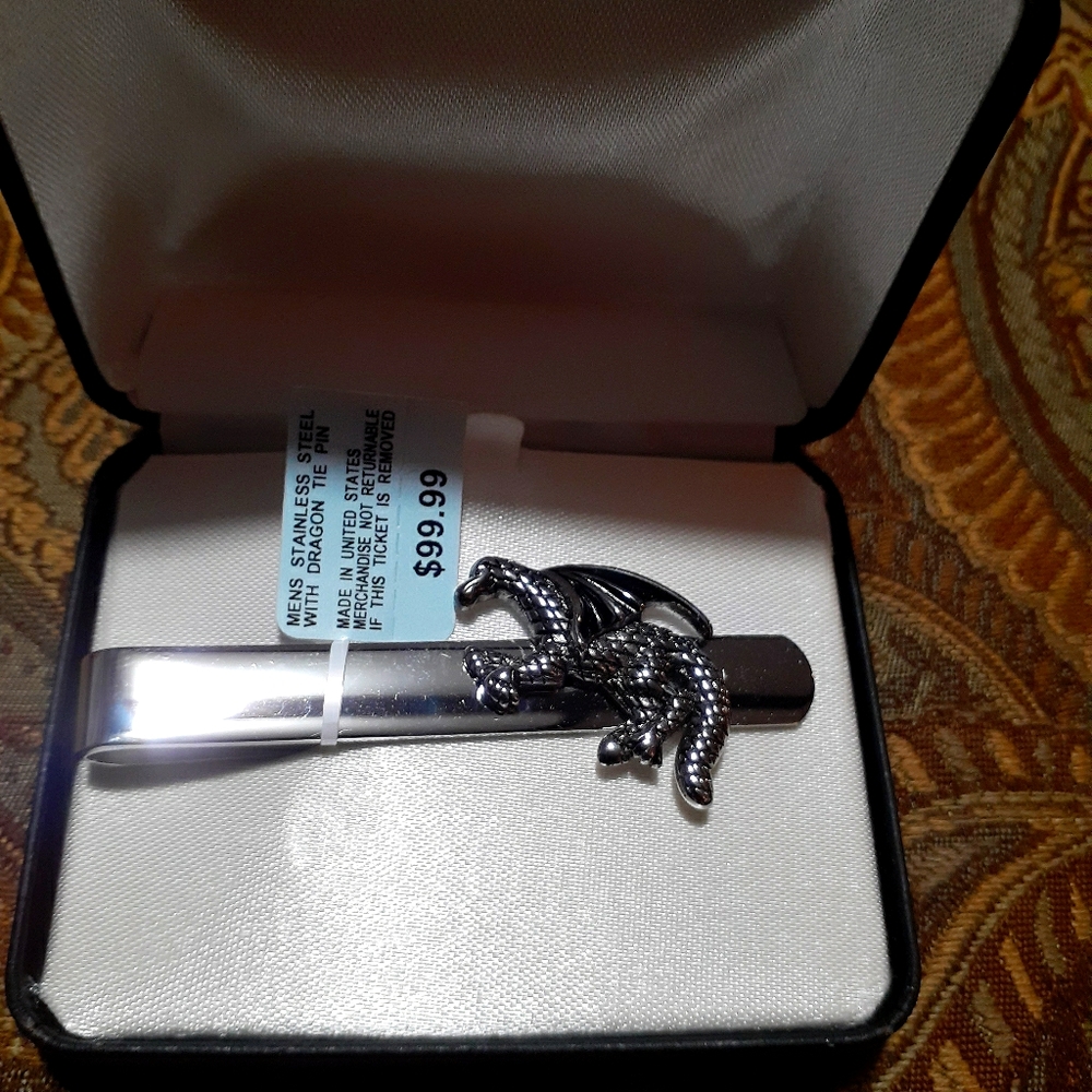 Stainless steel dragon tie clip.